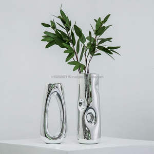 Florero de metal de estructura alta, perfecto para la entrada del vestíbulo del hotel, decoración floral elegante. - Product Image 2
