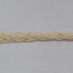 ไข่มุกน้ำจืดสีครีมธรรมชาติขนาด 3 มม. 4 มม. รูปทรงข้าวแบน ร้อยเป็นเส้น ไข่มุกเลี้ยง สำหรับทำเครื่องประดับ ออนไลน์จากผู้ผลิต - Product Image 4