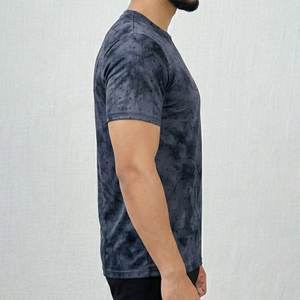 T-shirts pour hommes tie-dye personnalisés à forte demande, imprimés avec logo, pour streetwear, séchage rapide, col rond, tissu respirant et confortable - Product Image 4