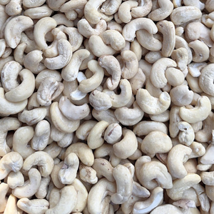 Offre Spéciale 2025 Noix de cajou W180 W320 Santigo Noix de cajou du Vietnam Noix de cajou biologiques Prêtes à être expédiées - Product Image 1