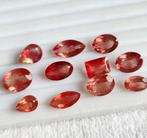 Lot de pierres de soleil rouges naturelles d'Oregon de qualité supérieure, taille brillante, pierres propres, pour la fabrication de bijoux, disponible à prix de gros. - Product Image 1