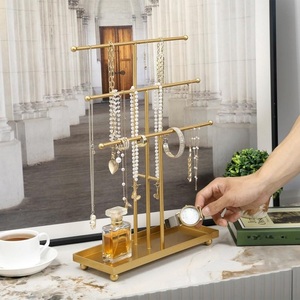 Élégant Organisateur de Bijoux à Trois Niveaux avec Support Anti-Emmêlement pour Colliers, Présentoir Robuste, Solution de Rangement pour Coiffeuse - Product Image 1