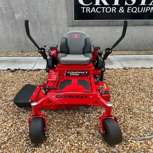 Cortadora de césped Gravely Compact-Pro 34 de uso pesado, diseñada para una eficiencia de corte precisa y una construcción robusta. - Product Image 5