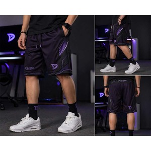 Shorts de Gaming Cyberpunk Tactique Aubergine Premium Personnalisés en Maille Sublimée pour Esports – Violet et Noir, Inspirés du Gaming - Product Image 6
