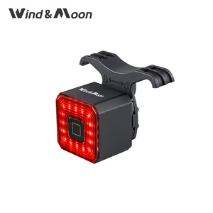 ไฟท้าย<span class=keywords><strong>จักรยาน</strong></span>อัจฉริยะอะลูมิเนียมแบบชาร์จไฟได้ ไฟท้าย<span class=keywords><strong>จักรยาน</strong></span>แบบเตือนภัย กันน้ำระดับ IPX4 ไฟท้าย<span class=keywords><strong>จักรยาน</strong></span> LED อุปกรณ์เสริมสำหรับ<span class=keywords><strong>จักรยาน</strong></span> - Product Image 5