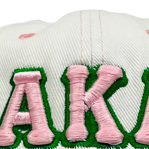 Gorra de Béisbol Ajustable de Mezclilla Blanca Desgastada AKA con Letra Rosa Bordada, Estilo Casual Vintage - Product Image 5
