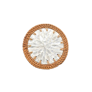 Posavasos de Lujo con Incrustaciones de Concha Iridiscente - Superficie Protectora Envuelta en Ratán - Protector de Mesa Artesanal de Alta Gama - Product Image 1