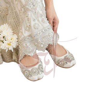 Nuevo Lanzamiento, Khussa para Mujer, Calzado de Moda de Primera Calidad, Estampado, Antideslizante, de Gamuza y Terciopelo - Product Image 2