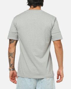 Camiseta Moderna Transpirable de Algodón Gris para Hombre, Proveedor de Ropa Urbana Personalizada, Atuendo Informal y de Descanso, Ropa de Viaje Diaria, Precio al por Mayor - Product Image 2