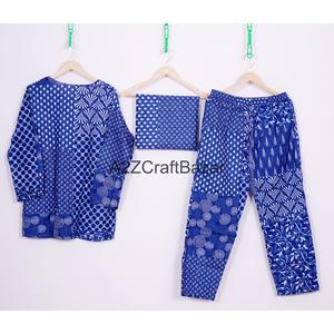 Ensemble de pyjama en coton élégant pour femmes, fait main en Inde, imprimé floral, satiné, robe de nuit/de soirée, été, motif floral - Product Image 6