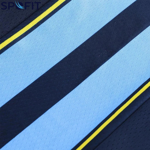 Uniforme de basketball haut de gamme conçu avec un tissu en polyester respirant pour les sports de compétition et un confort longue durée lors des matchs - Product Image 4