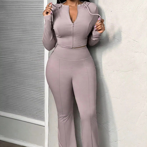 Nouveaux survêtements pour femmes au design tendance, survêtements de haute qualité pour femmes pour le streetwear, vêtements de sport pour femmes, survêtements personnalisés pour femmes - Product Image 1