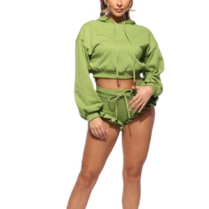 Conjunto de Dos Piezas para Mujer con Logotipo Personalizado, Sudadera Corta y Pantalones Cortos, Estilo Urbano, Felpa de Poliéster/Algodón, Atuendo de Primavera 2026 - Product Image 1