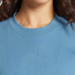 Camiseta de Verano para Mujer, Ecológica, Corte Regular, 100% Algodón, con Opciones Personalizables, Transpirable y de Corte Relajado - Product Image 5