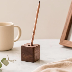 Portalápices Redondo Moderno Hecho a Mano de Madera Natural Sólida, Organizador de Escritorio, Soporte para Lápices con Tamaño Personalizado Disponible para Mesa de Oficina - Product Image 3