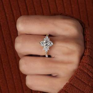 แหวนหมั้นเพชรเม็ดเดี่ยวทรงมาร์คีส์ 2.50 กะรัต ทองคำแท้ 14K เพชรเพาะเลี้ยงในห้องปฏิบัติการ รับรองโดย IGI - Product Image 1