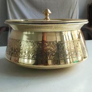 Olla de latón puro para servir biryani con tapa, olla para cocinar y servir, a precio mayorista y directo de fábrica desde India. - Product Image 2