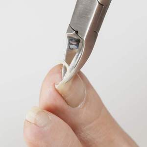 Coupe-ongles professionnel en acier inoxydable 12,5 mm, lame courbée à biseau, pointe acérée pour le soin des ongles incarnés - Product Image 1