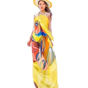 Sarong en mousseline léger : motif géométrique, grande taille, paréo de plage pour maillot de bain, tenue de vacances - Product Image 1