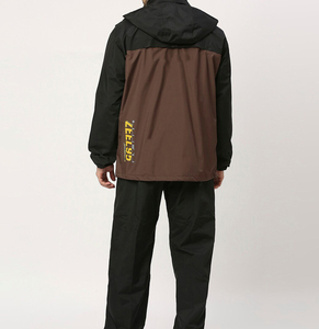Nouvel ensemble coupe-vent en nylon pour homme avec logo personnalisé RTS, panneaux contrastés et pantalon, idéal pour l'été, respirant, style streetwear, veste zippée. - Product Image 2