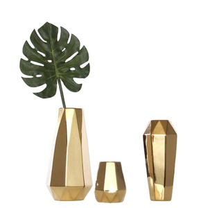Modern <b>Large</b> Flower-Shaped Planter Outdoor Stainless Steel Interior Decoration Garden Home Nursery-Golden Design New Condition - Product Image 4