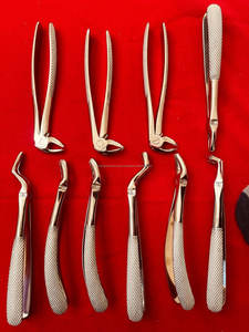 Pinzas de Extracción Dental Manuales Ergonómicas de Precisión Quirúrgica, de Acero Inoxidable Plateado, para Molares Superiores e Inferiores y Dientes del Saber - Product Image 3