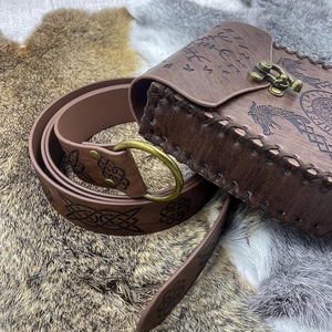 Cinturón Vikingo de Cuero Genuino Hecho a Mano con Bolsa, Cinturón de Cuero con Grabado Celta Medieval, Accesorio para Disfraces LARP - Product Image 2