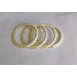 Magnifiques bracelets en résine époxy pour femmes, imperméables, personnalisables, mignons, légers, élégants, à prix de gros - Product Image 2