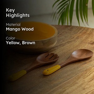 Bol à salade en bois d'acacia fait main, intérieur jaune, ustensiles de service assortis, résistant à la chaleur, design contemporain pour usage domestique - Product Image 5
