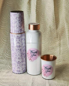 Bouteille d'eau en cuivre pur faite à la main Design ayurvédique écologique avec couvercle étanche pour un camping sain - Product Image 6