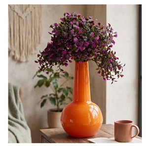 Decoración de mesa de lujo Florero de bajo precio y pieza central Diseño clásico vintage Jarrón decorativo interior y exterior para el hogar - Product Image 1