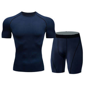 Nouvel arrivage d'usine : Ensemble de vêtements de sport pour hommes, t-shirt et short de sport, tenue de sport ajustée, vêtements de sport à séchage rapide, ensemble de fitness - Product Image 3