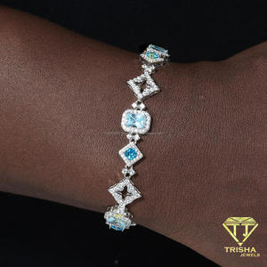 Bracelet à maillons rectangulaires effet pierre bleue avec détails en pierres brillantes pour les détaillants et revendeurs de bijoux de mode - Product Image 2