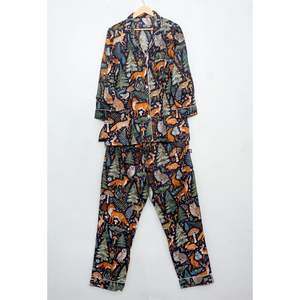 Ensemble de pyjama en coton doux à imprimé animal pour femmes, pyjama long confortable pour l'été et le printemps - Product Image 4