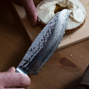 Cuchillo multiusos serrado de 6 pulgadas con hoja de acero inoxidable martillado y mango de madera, rebanador de cocina para cortar pan, frutas y verduras - Product Image 6