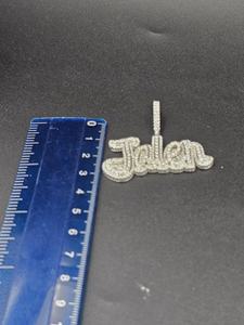 จี้เพชรโมอิสซาไนต์ VVS แบบกำหนดเอง จี้ตัวอักษรชื่อ จี้ตัวอักษรย่อ จี้เงินแท้ 925 สำหรับเป็นของขวัญ - Product Image 4