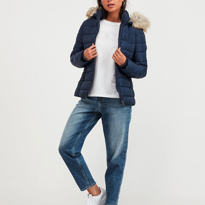 Gilet matelassé noir brillant pour femme, col montant, fermeture éclair, sans manches, hiver - Product Image 5