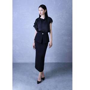 Blusa Elegante de Organza Suave para Mujer KA12 con Capa Superpuesta, Manga Abullonada Completa, Cuello Redondo y Delicado Escote con Diseño de Enredadera - Product Image 4