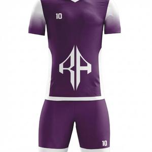 Ensemble de maillot de football à manches courtes avec impression sublimée violette, 100% polyester de haute qualité, pour hommes, par RIVIAN ATLANTIC - Product Image 6
