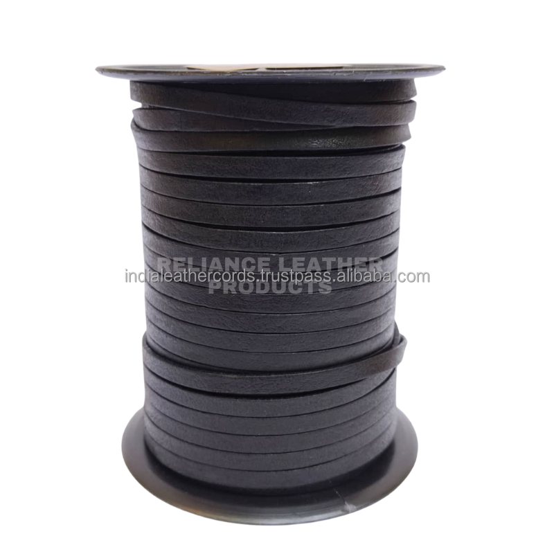 สีดำเงางาม