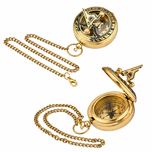 Astrolabe en laiton vintage avec étui en cuir et chaîne, instrument de navigation nautique fait main, cadeau maritime antique - Product Image 2