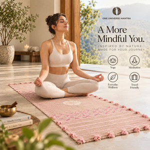 Esterilla de yoga ONE UNIVERSE MANTRA Natural Trail Pink, de algodón orgánico con tintes herbales, ligera y plegable. - Product Image 5