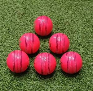 156Gm KOOKA COLT <b>PINK</b> COLOR MEN SIZE CRICKET BALLS - Product Image 4