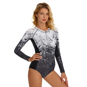 Maillot de bain court pour homme, léger, de haute qualité, en polyester/spandex, design sublimé personnalisable, logo personnalisé, respirant - Product Image 3