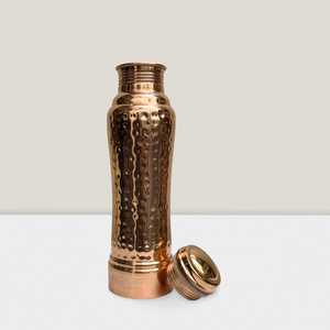 Botella de Agua Única de Cobre Martillado |   Recipientes para Bebidas Ayurvédicas Puros, Herméticos y Ecológicos - Product Image 4