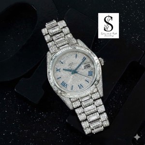 Reloj de Diamantes de Excelente Calidad, Perfecto para Regalos de Boda, Aniversarios y Ocasiones Especiales al Mejor Precio del Mercado - Product Image 1