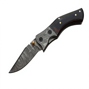 Cuchillo Plegable de Combate de Acero de Damasco con Mango de Madera, Hoja de Punta Caída, Perilla de Pulgar, 7 Pulgadas, OEM con Funda de Cuero - Product Image 1