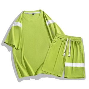 Conjuntos de Camiseta y Pantalones Cortos al por Mayor con Logotipo Personalizado, 2 Piezas, 305 Gramos, Algodón Grueso, para Hombre - Product Image 1