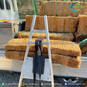 Filet en fibre de coco flexible pour une installation facile et un meilleur contrôle du sol dans les zones en pente - Product Image 2