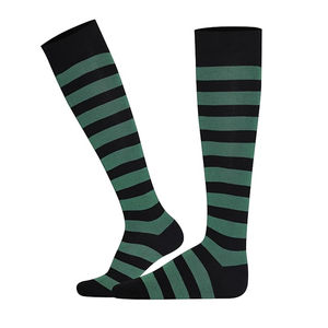 Chaussettes de football professionnelles personnalisées Fazn Industry pour hommes, antidérapantes, épaisses, en tissu éponge, idéales pour l'été 2026 - Product Image 3